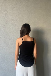 Siyah Askılı Büzgü Detaylı Bluz SY-2064-Siyah