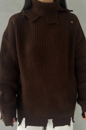 Acı Kahve Yırtık Detaylı Boğazlı Triko Kazak SY-2840-Acı Kahve