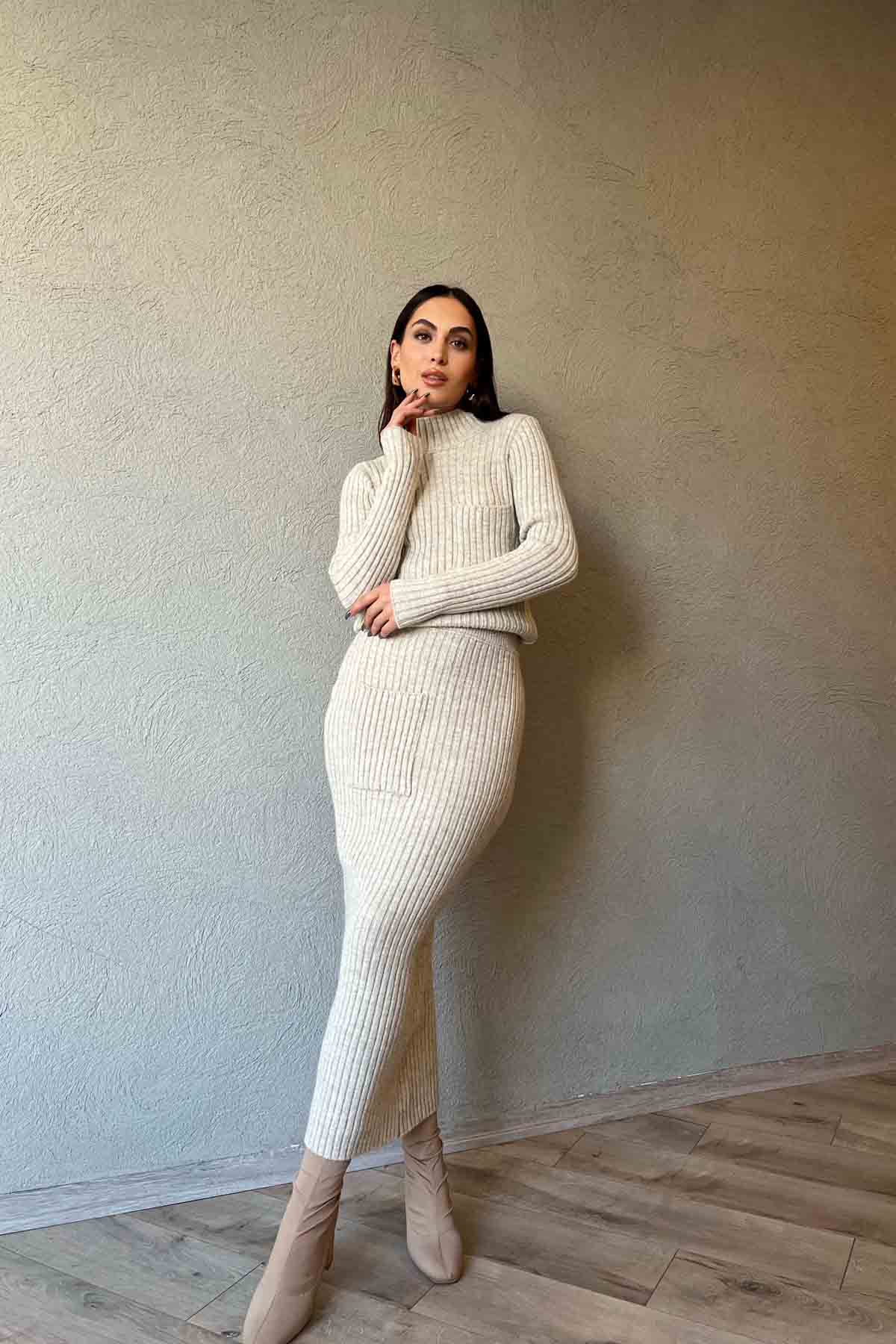 Bej Yarım Balıkçı Yaka Kazak ve Etek Triko Takım SY-1497-Bej