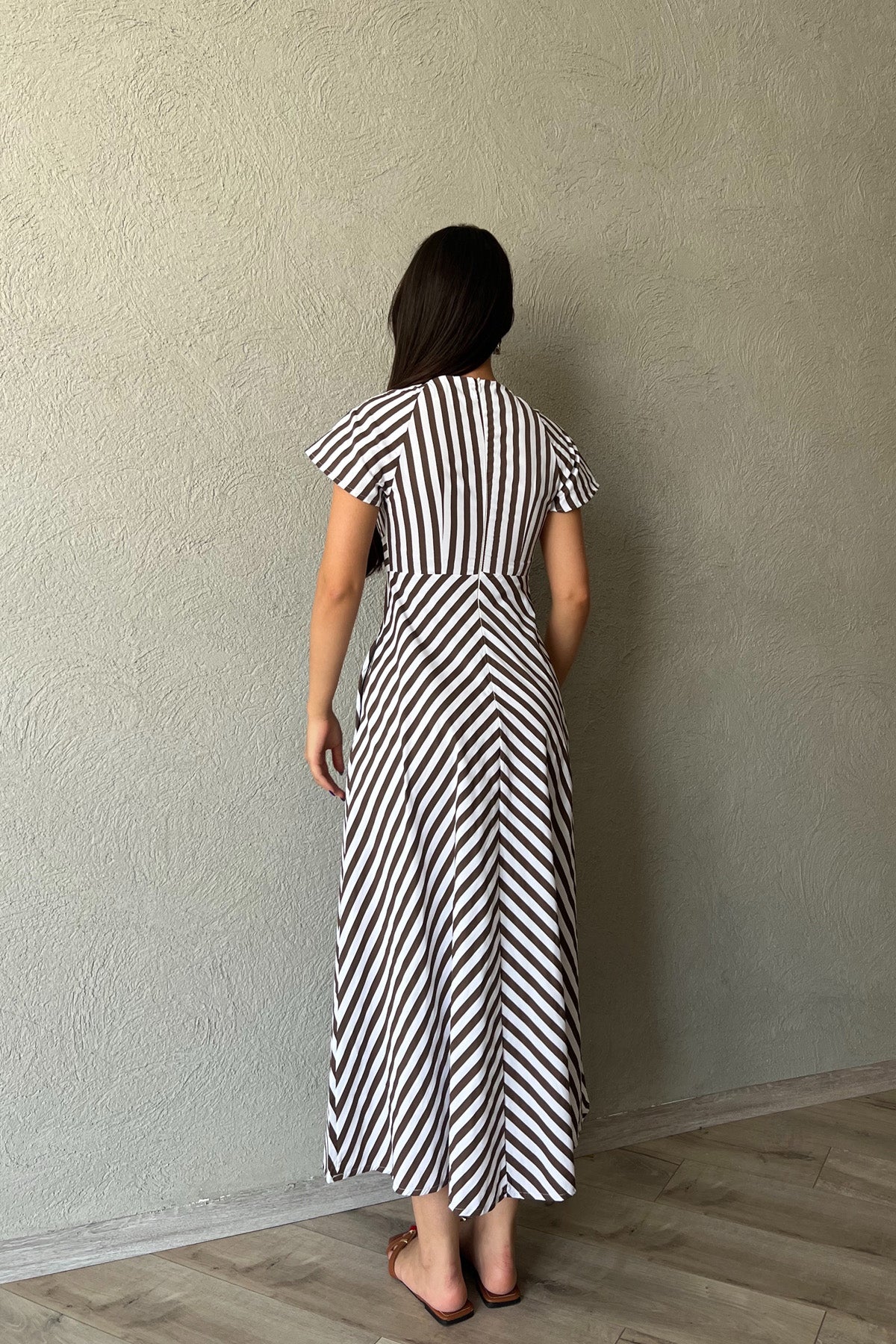 Kahverengi Çizgili Kısa Kol Elbise SY-2074-Kahverengi