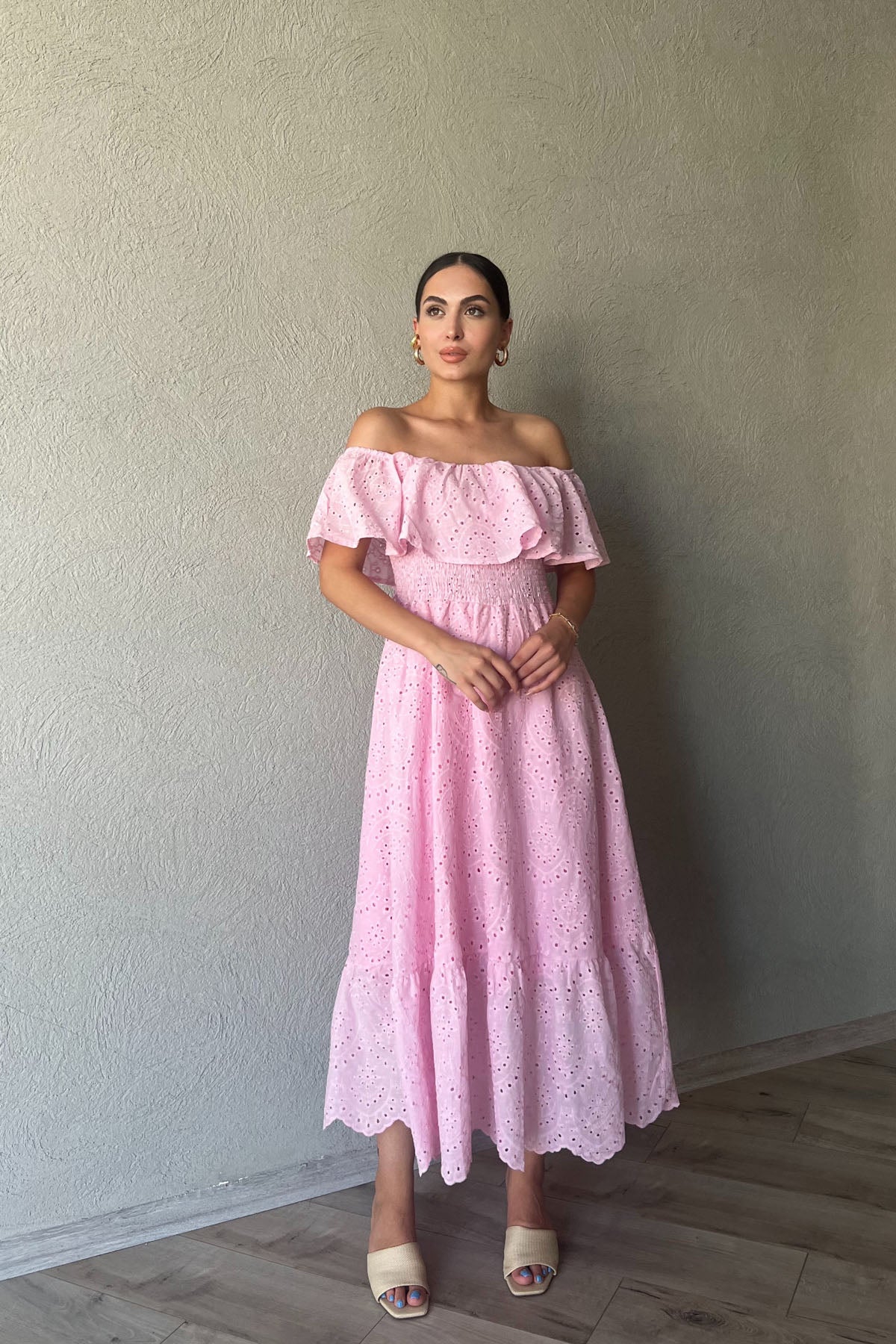 Pembe  Madonna Yaka Kemer Detaylı Fisto Elbise SY-1964-Pembe