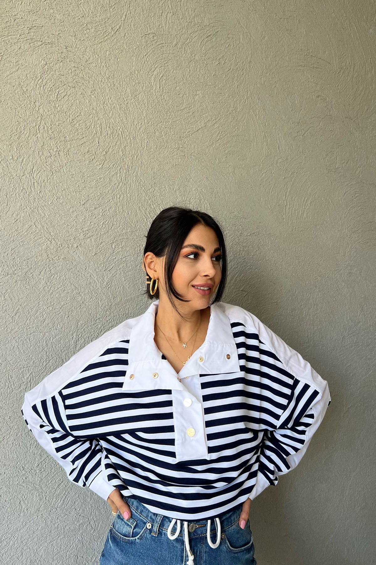 Lacivert -Beyaz Çizgili Yakalı ve Gold Düğme Detaylı Sweat SY-1151-Lacivert