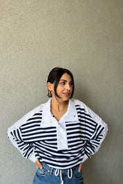 Lacivert -Beyaz Çizgili Yakalı ve Gold Düğme Detaylı Sweat SY-1151-Lacivert