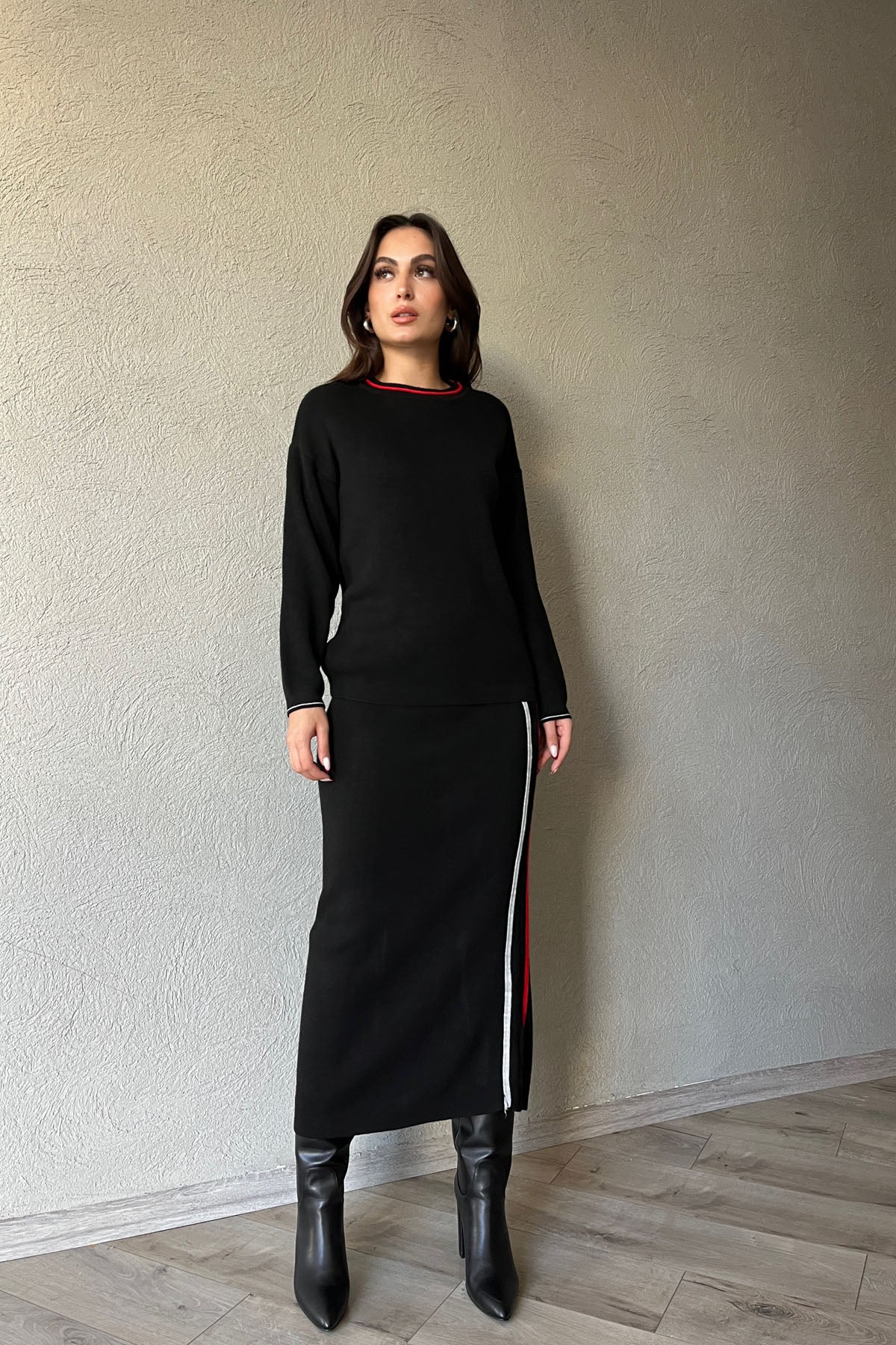 Siyah Şerit Detaylı Kazak ve Etek Triko Takım SY-1558-Siyah