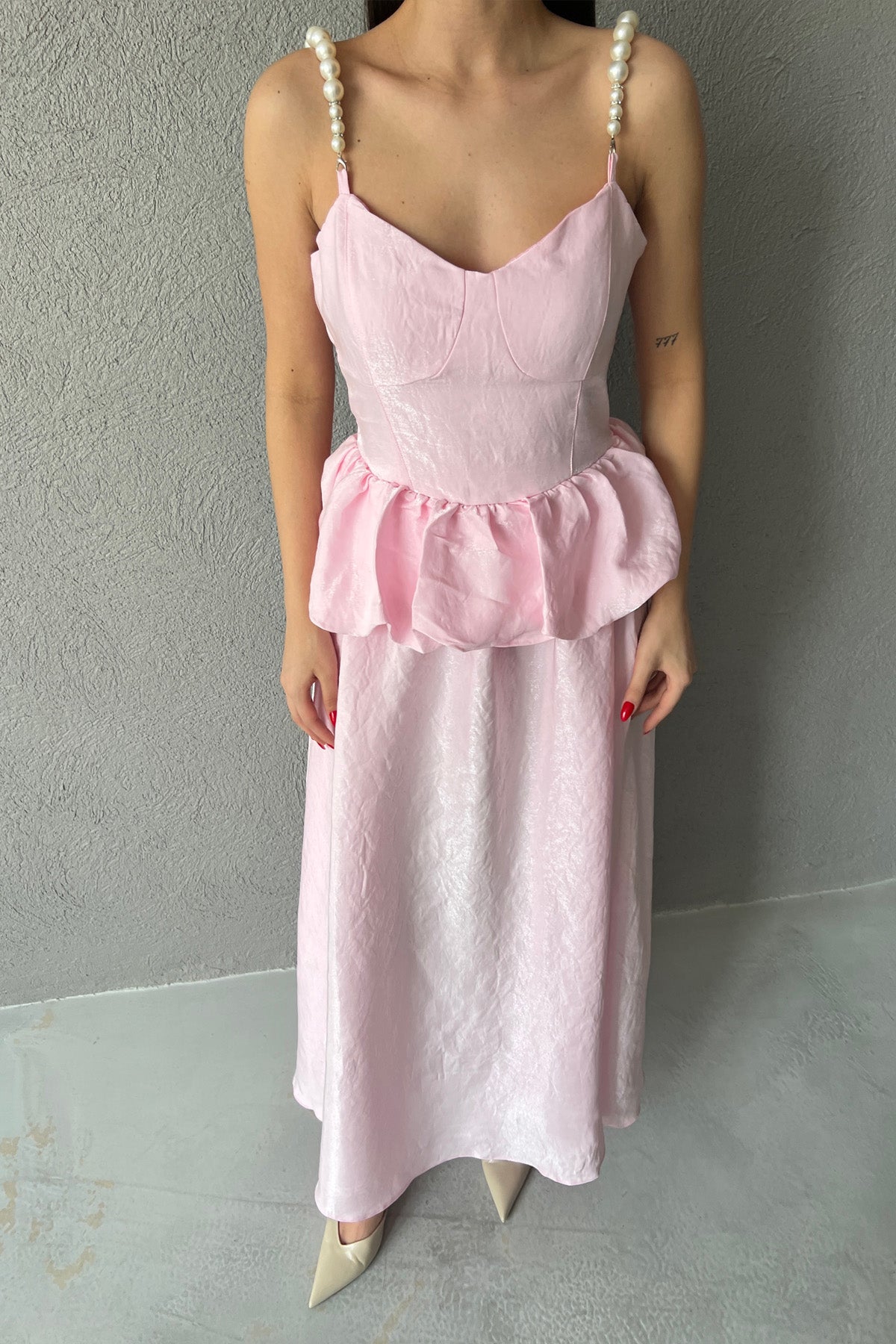 İnci Askılı Pembe Beli Büzgü Detaylı Şık Elbise SY-3033-Pembe