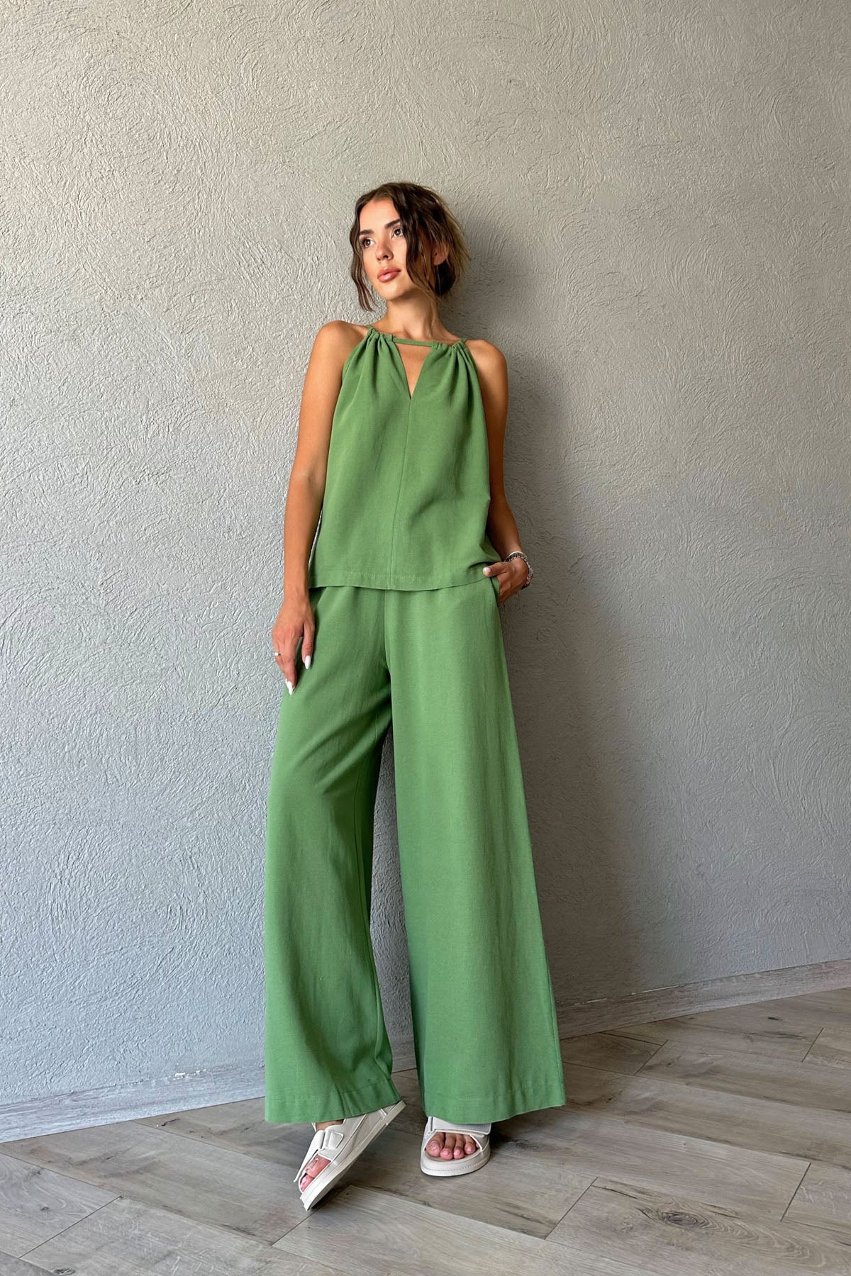 Yeşil Keten Boyundan Bağlamalı Bluz ve Beli Lastikli Pantolon Takım SY-0758-Yeşil