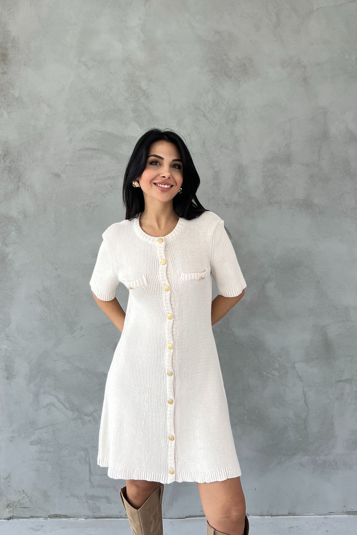 Bej Sahte Cep Detaylı Gold Düğmeli Triko Elbise SY-2534-Bej