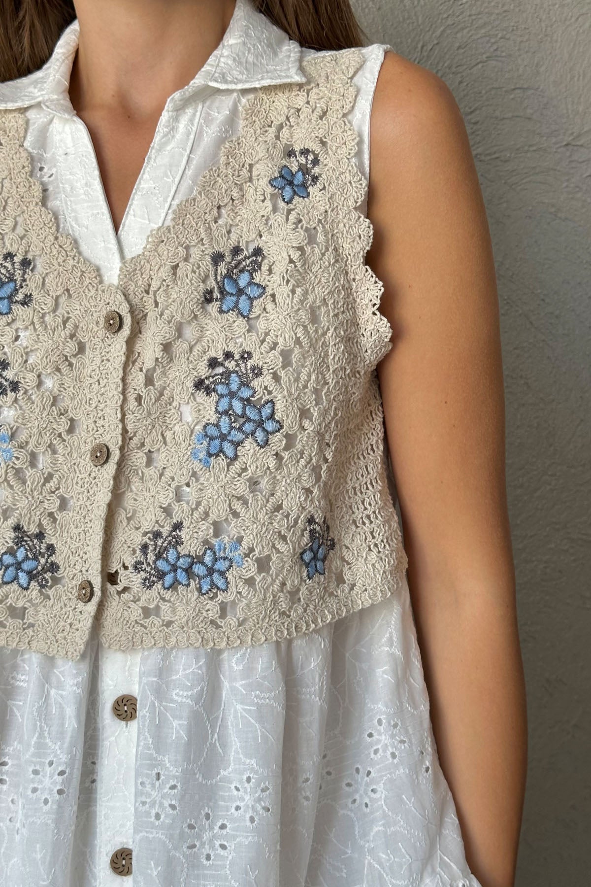 Beyaz Önü Düğmeli Triko Gömlek Detay Fisto Elbise SY-0738-Beyaz