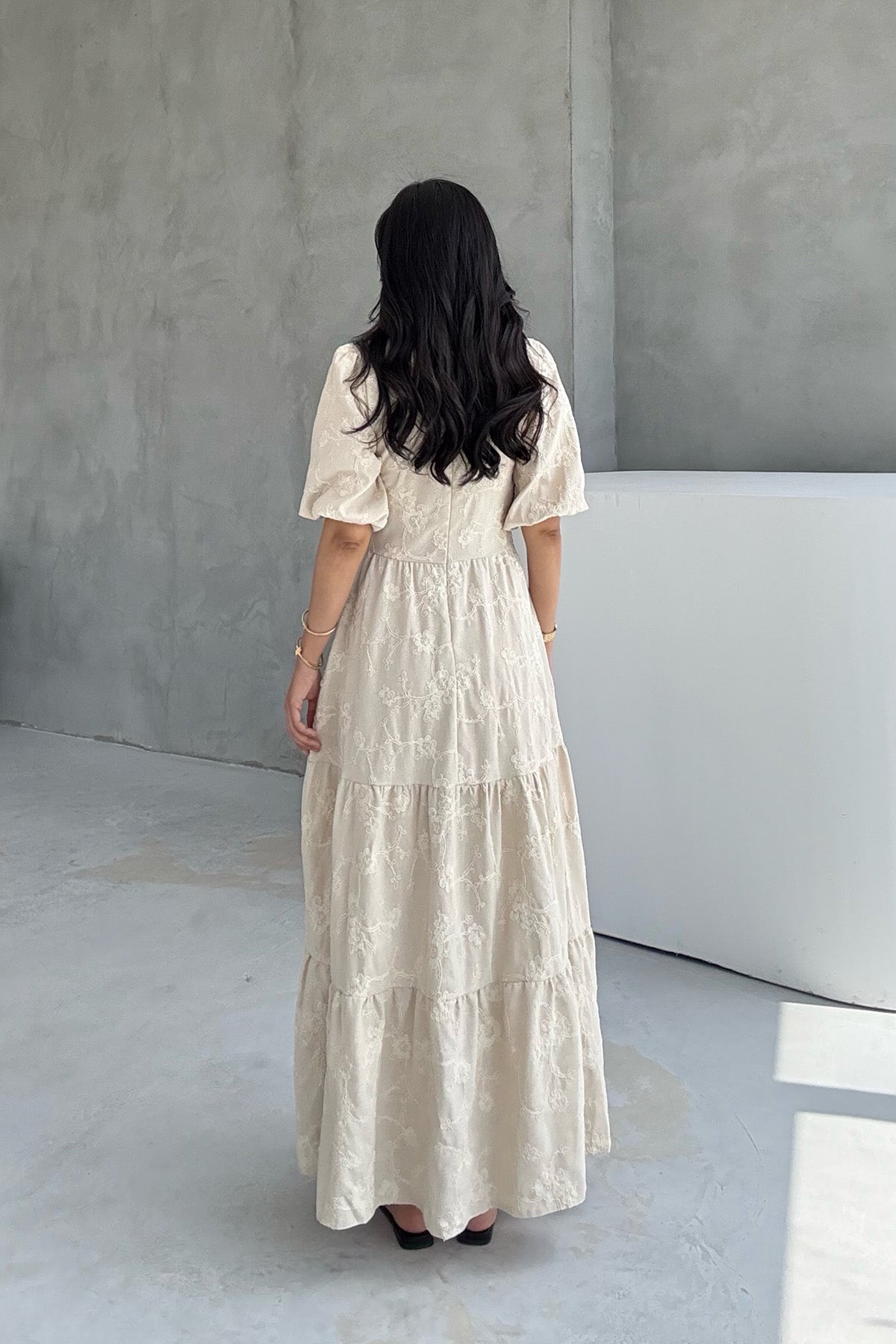 Marsilya Balon Kollu İşlemeli Bej Elbise SY-3222-Bej