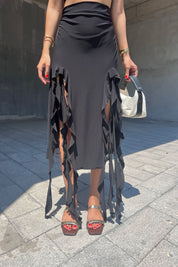 Siyah Derin Yırtmaçlı Fırfır Detay Etek SY-0702-Siyah