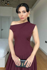 Bordo Kayık Yaka Bel Detaylı Pileli Elbise SY-2962-Bordo