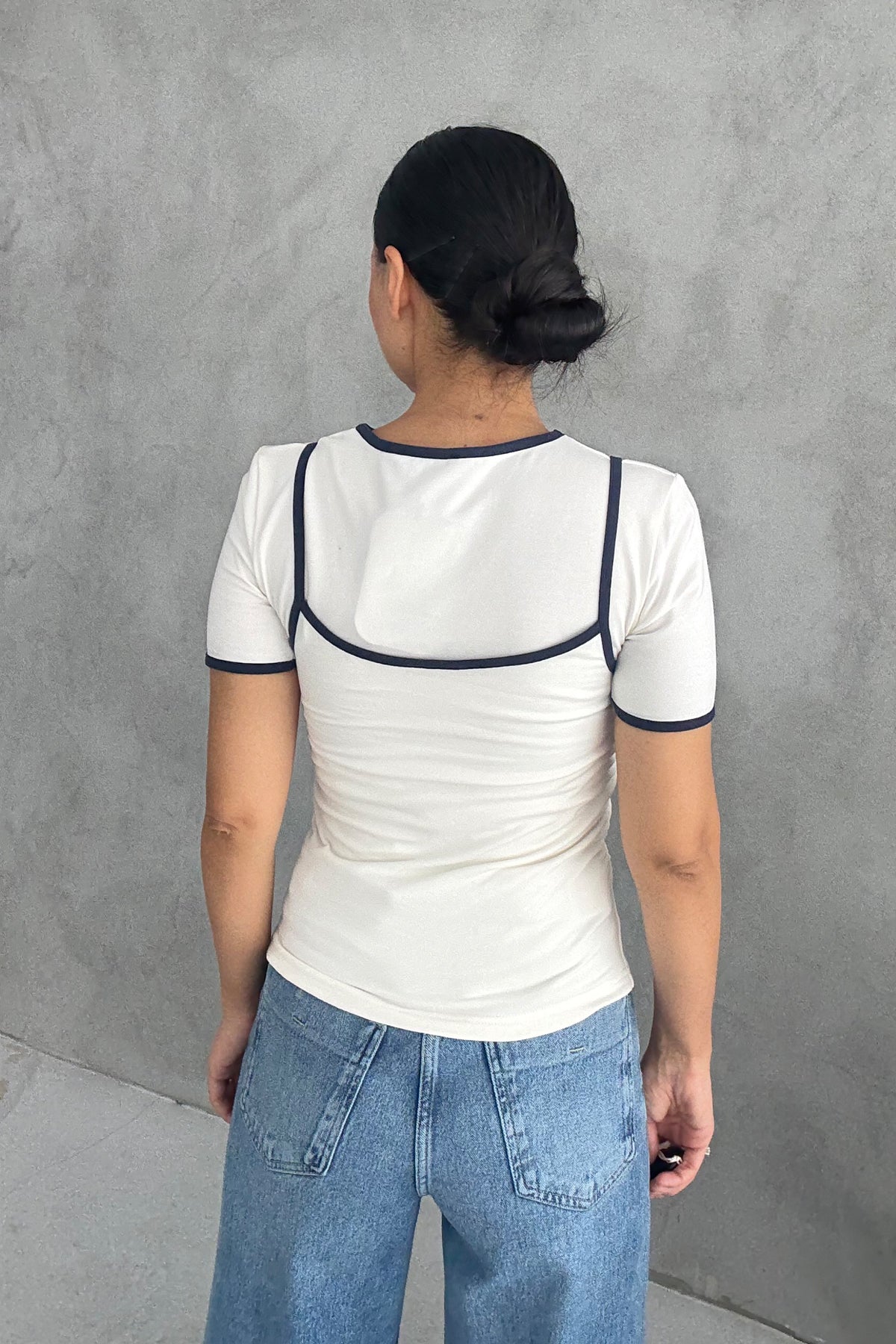 Ekru Atlet Detaylı Yan Büzgülü Bisiklet Yaka T-shirt SY-3317-Ekru