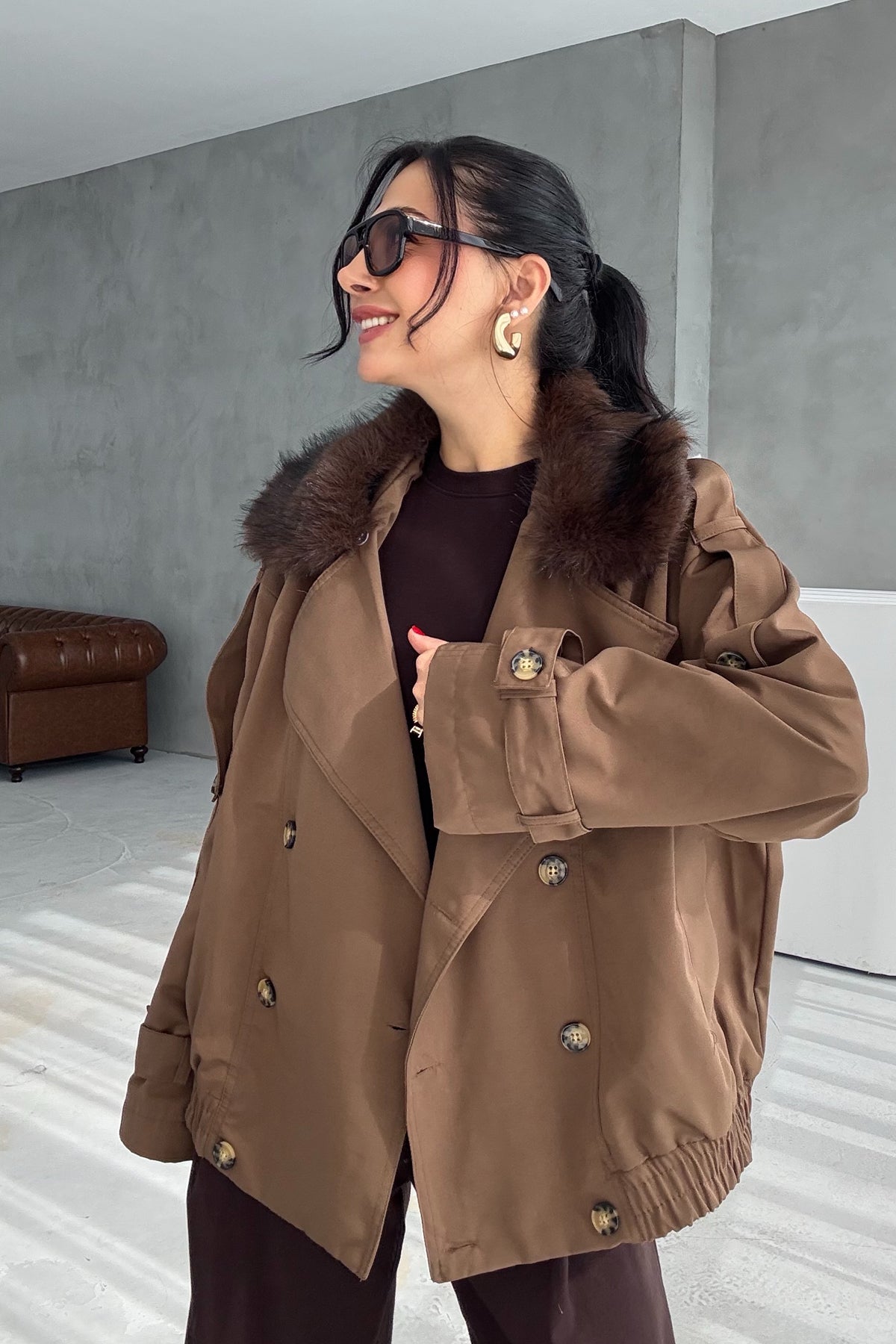 Kahve Yakası Kürk Detaylı Trençkot SY-3449-Kahve