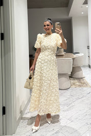 Gül Detaylı Krem Rosella Özel Tasarım Elbise SY-3519-Krem